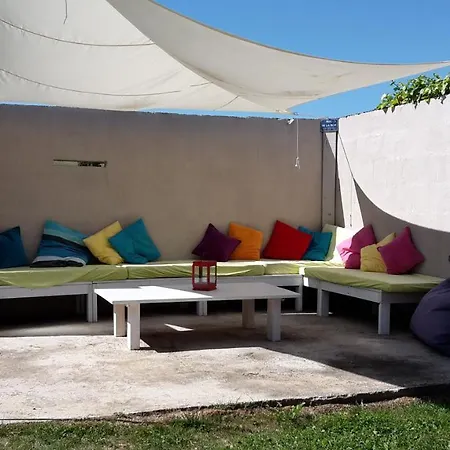 Vakantiehuis In De Lot - Frankrijk * Montlauzun